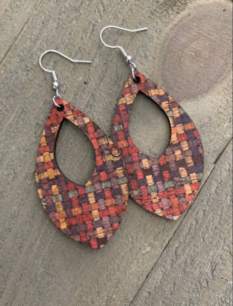 Multicolored weaved cork and leather Teardrop Earrings - Eco Evolution