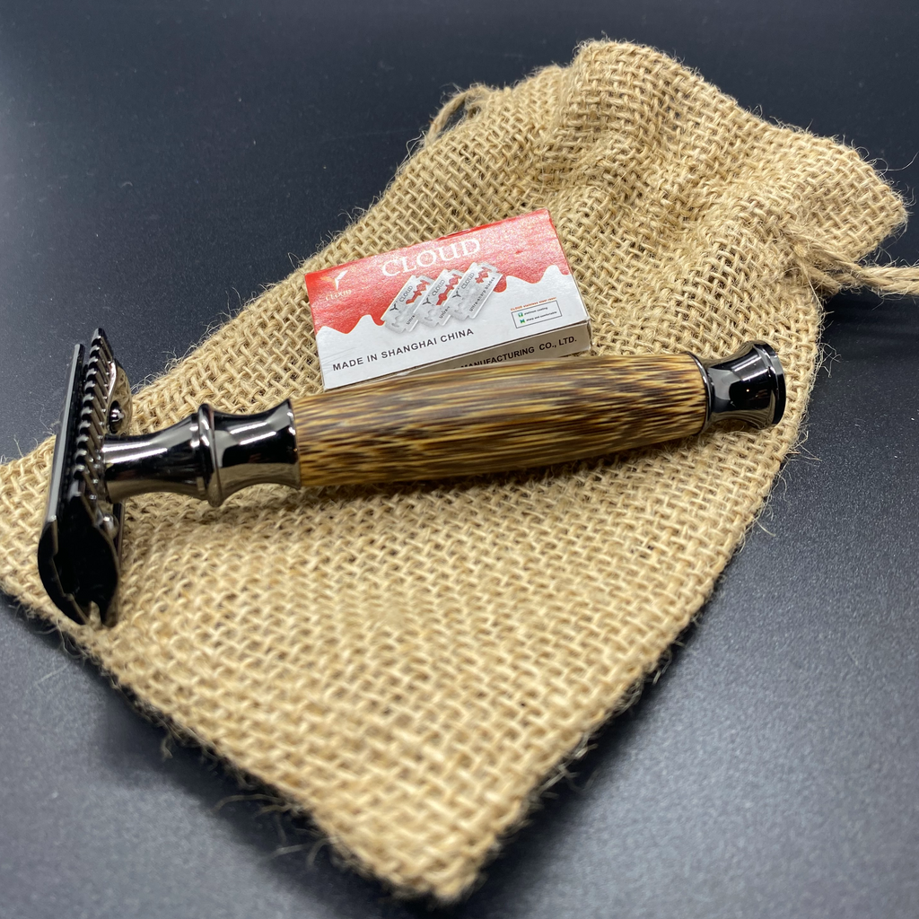 Bamboo & Stainless Steel Safety Razor curved handle, traditional shaving, Steel Blades, close shave, ergonomic, Durable, sustainable by Bamboo Switch 