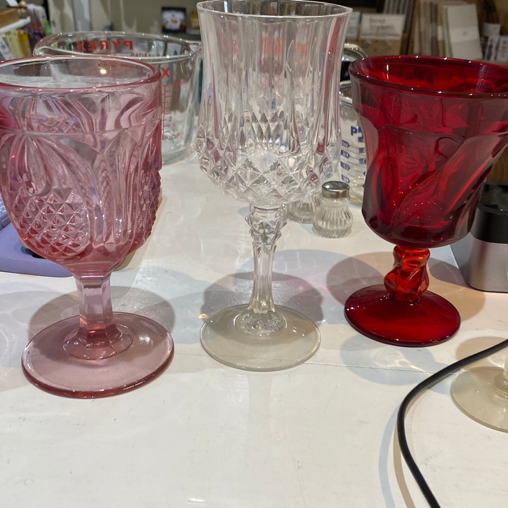 Random goblets and glasses - Eco Evolution