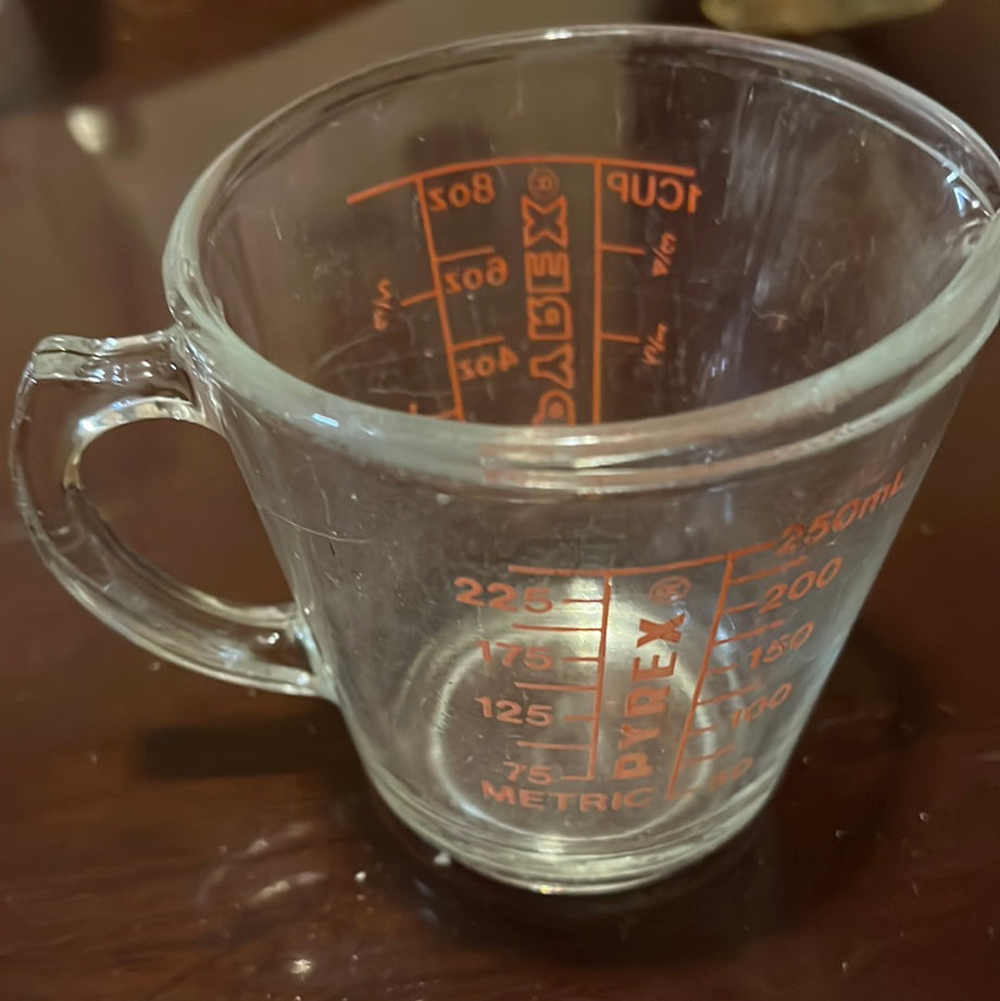 Measuring cup Pyrex, glass, 1 litre