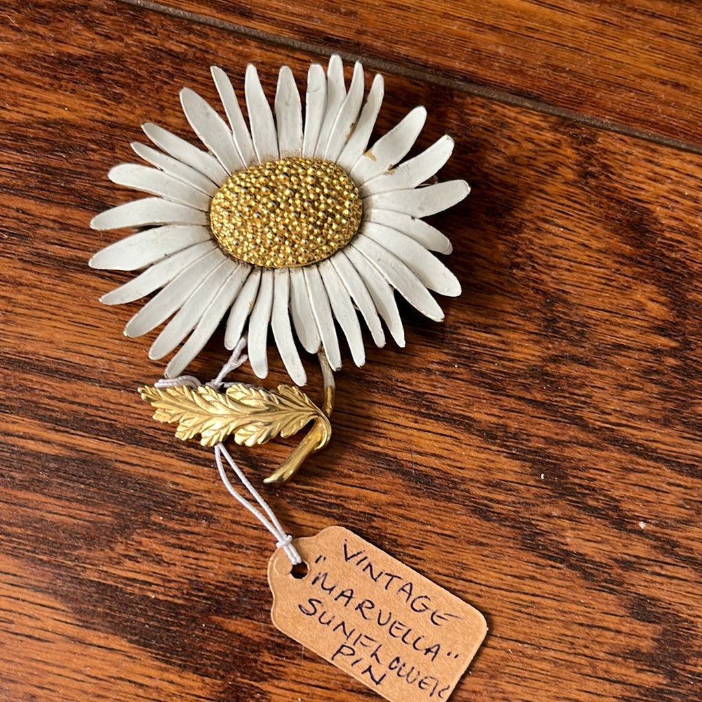 Vintage 60’s Marcella sunflower pin - Eco Evolution