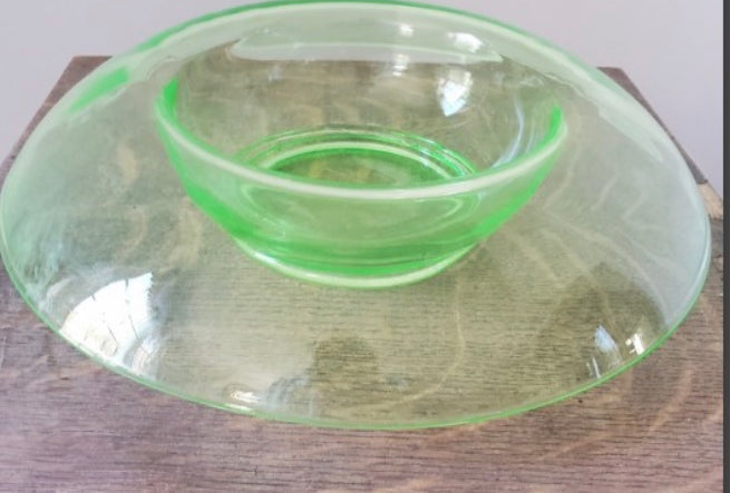 Antique Green Depression Glass Rolled Edge Console Bowl Uranium Vaseline Very Bright Glow 11 1/2" Diameter - Eco Evolution