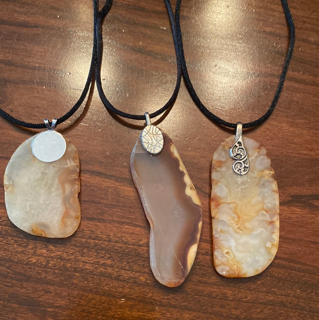 Stone necklaces - Eco Evolution